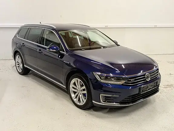 Volkswagen Passat 2018 photo 4
