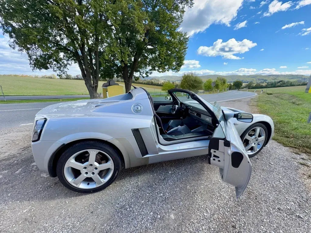 Opel Speedster 2002 photo 3