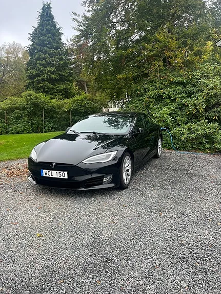 Tesla Model S 2018 photo 2