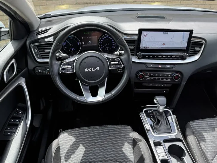 Kia Ceed Sportswagon 2023 photo 3