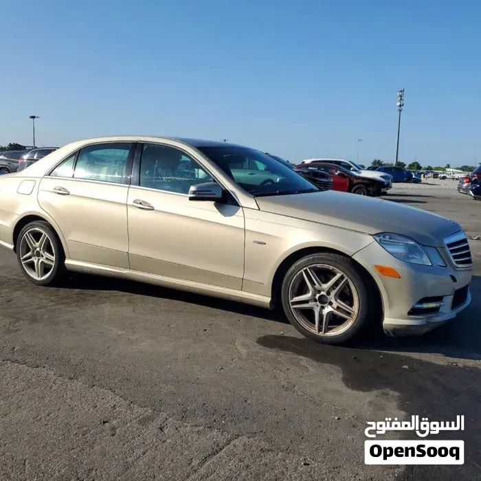 Mercedes-Benz E-Class 2012 photo 5