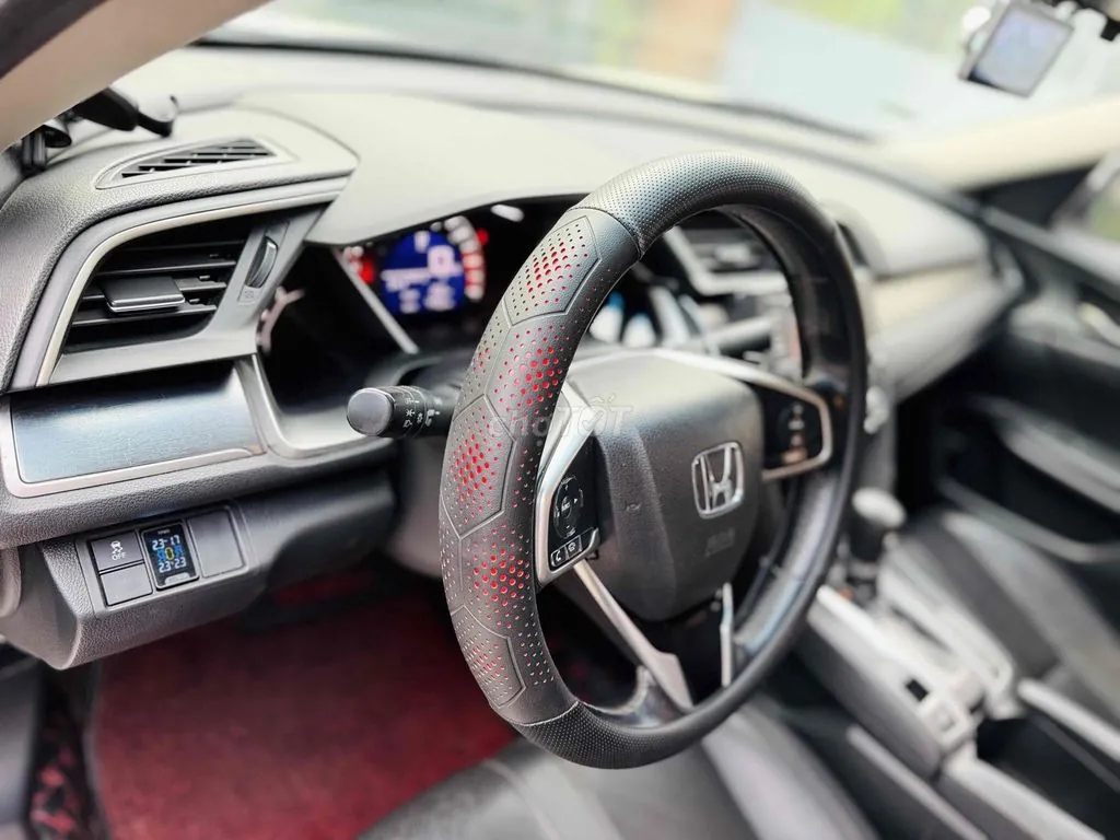Honda Civic 2018 photo 4