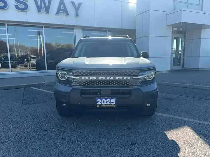 Ford Bronco Sport 2025 photo 2