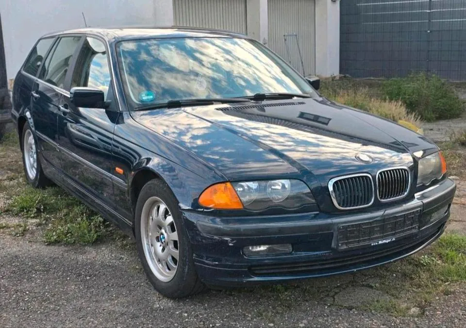 BMW 325I