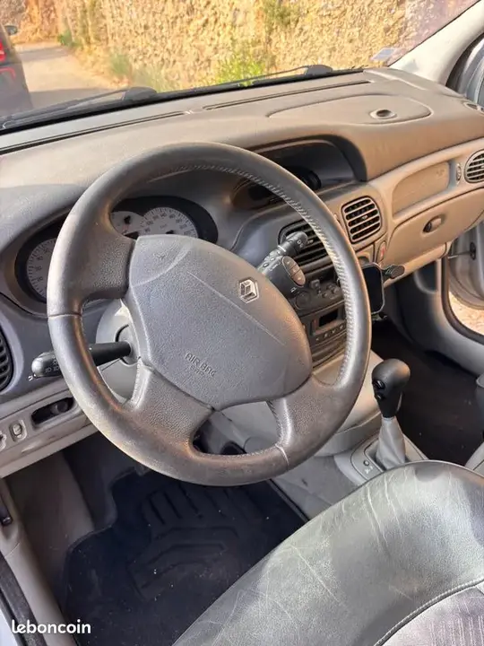 Renault Megane 2002 photo 2