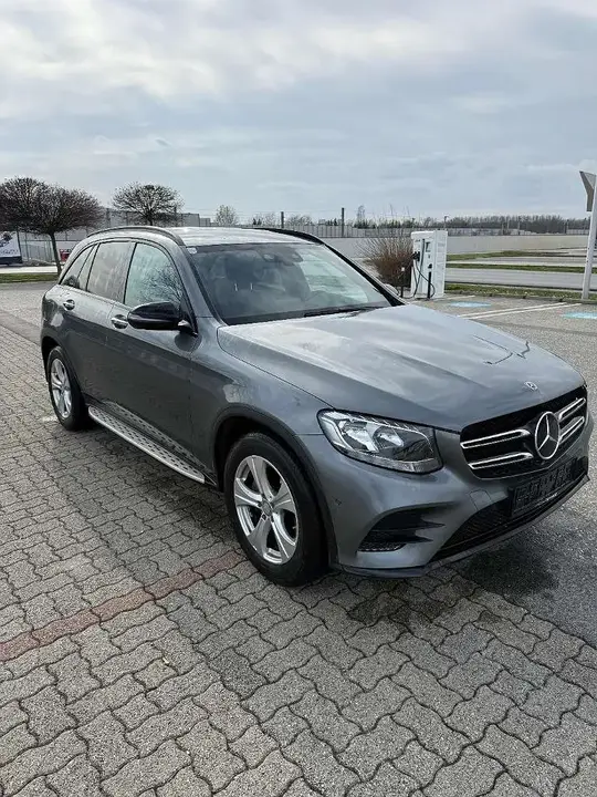 Mercedes-Benz Glc 2018 photo 3