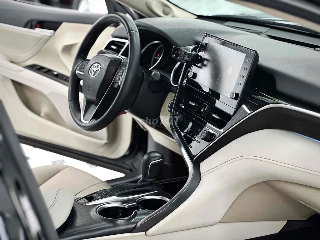 Toyota Camry 2024 photo 4
