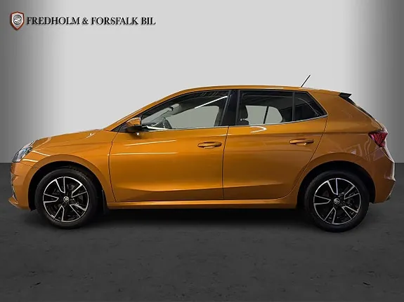 Skoda Fabia 2022 photo 2