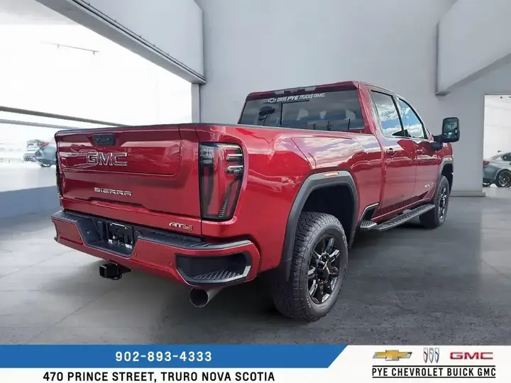 GMC Sierra 2500Hd 2026 photo 5