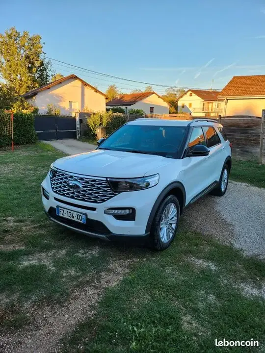 Ford Explorer
