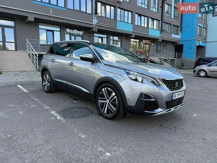 Peugeot 5008 2019 photo 3