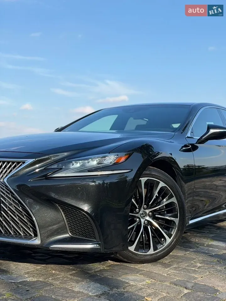 Lexus Ls 2017 photo 2