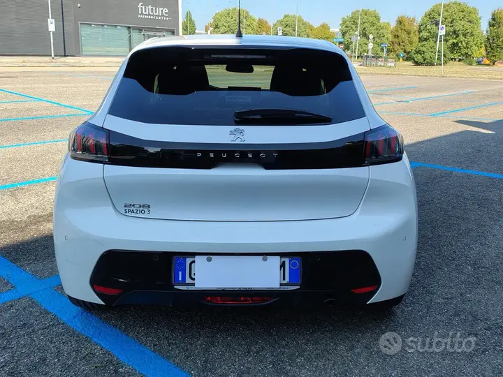 Peugeot 208 2020 photo 4