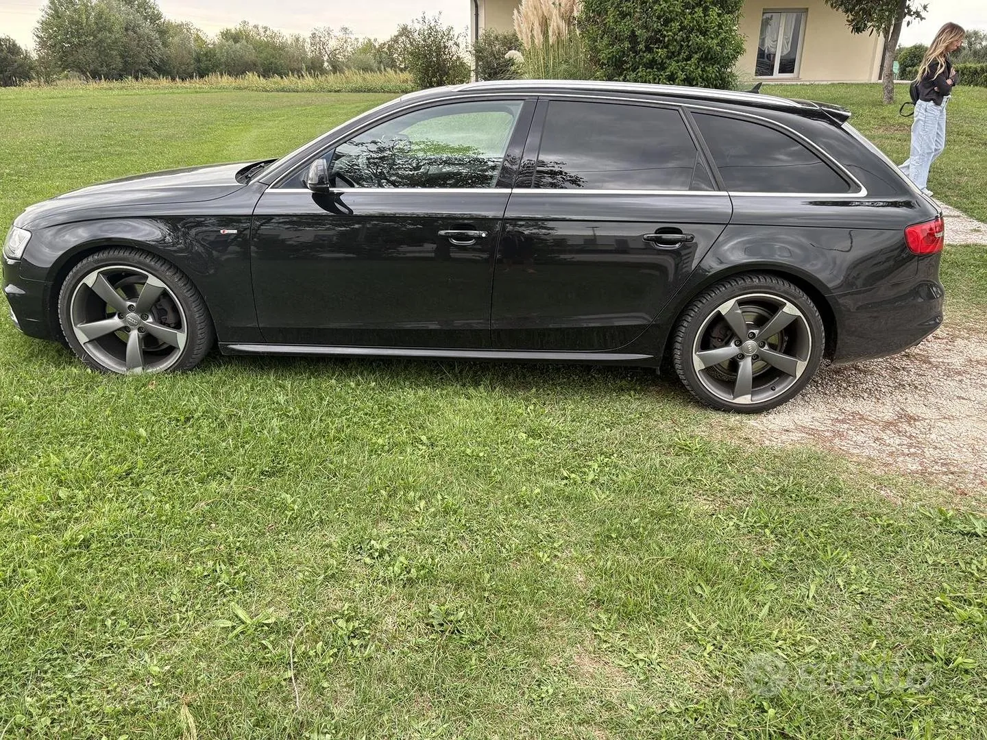 Audi A4 2015 photo 4