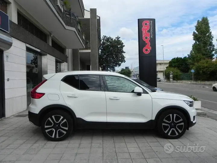 Volvo Xc40 2019 photo 4