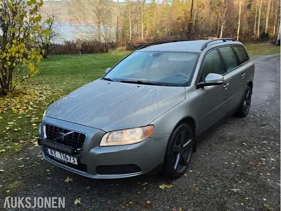 Volvo V70 2008 photo 2