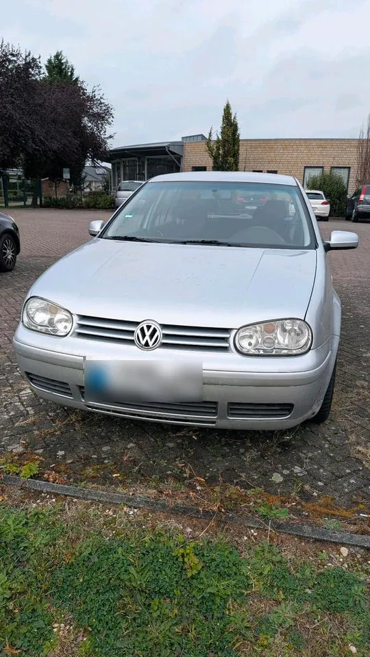 Volkswagen Golf 4