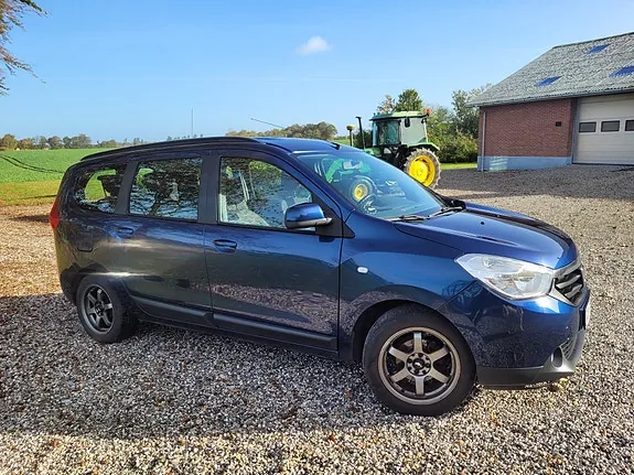 Dacia Lodgy 2015 photo 3