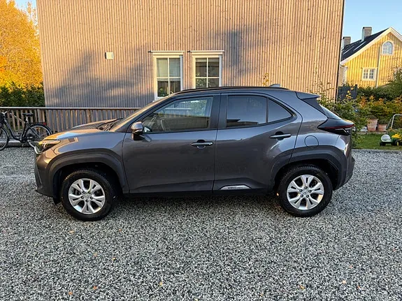 Toyota Yaris Cross 2023 photo 3