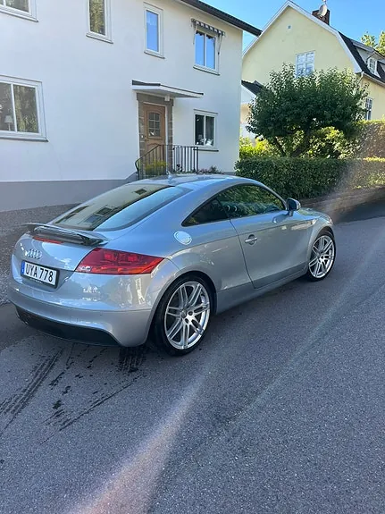 Audi Tt 2009 photo 4