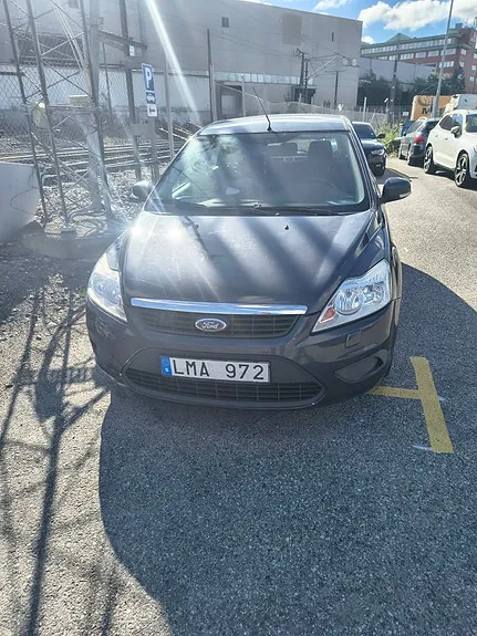 Ford Focus 2009 photo 2