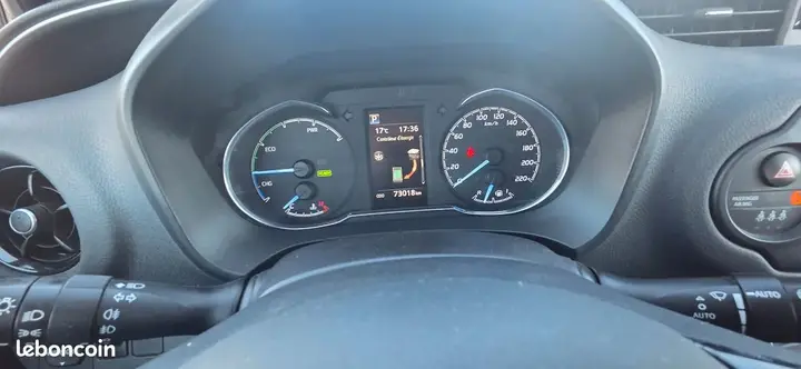 Toyota Yaris 2020 photo 5