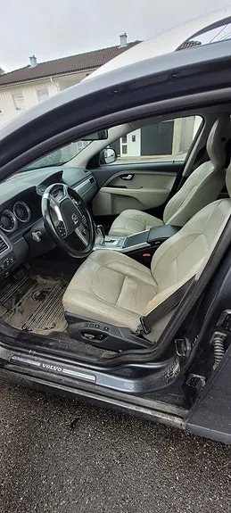 Volvo V70 2012 photo 5
