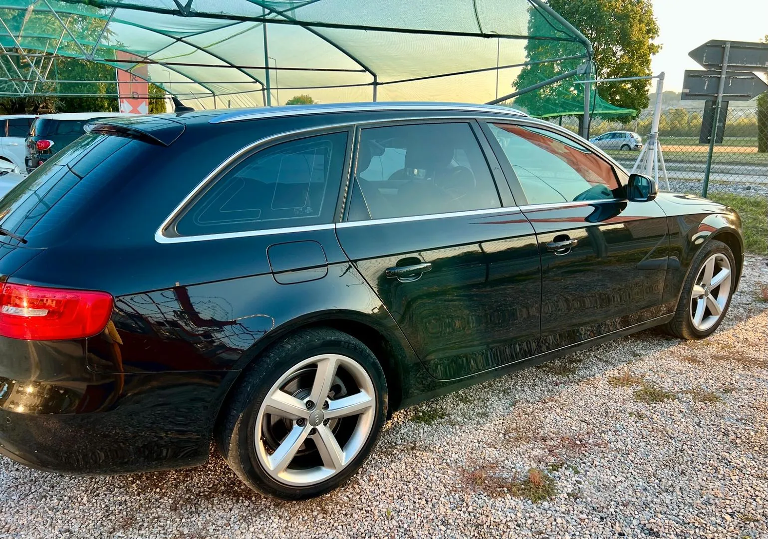Audi A4 Avant 2013 photo 4