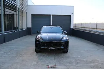 Porsche Cayenne 2024 photo 3