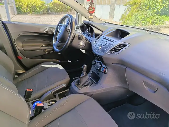 Ford Fiesta 2017 photo 4