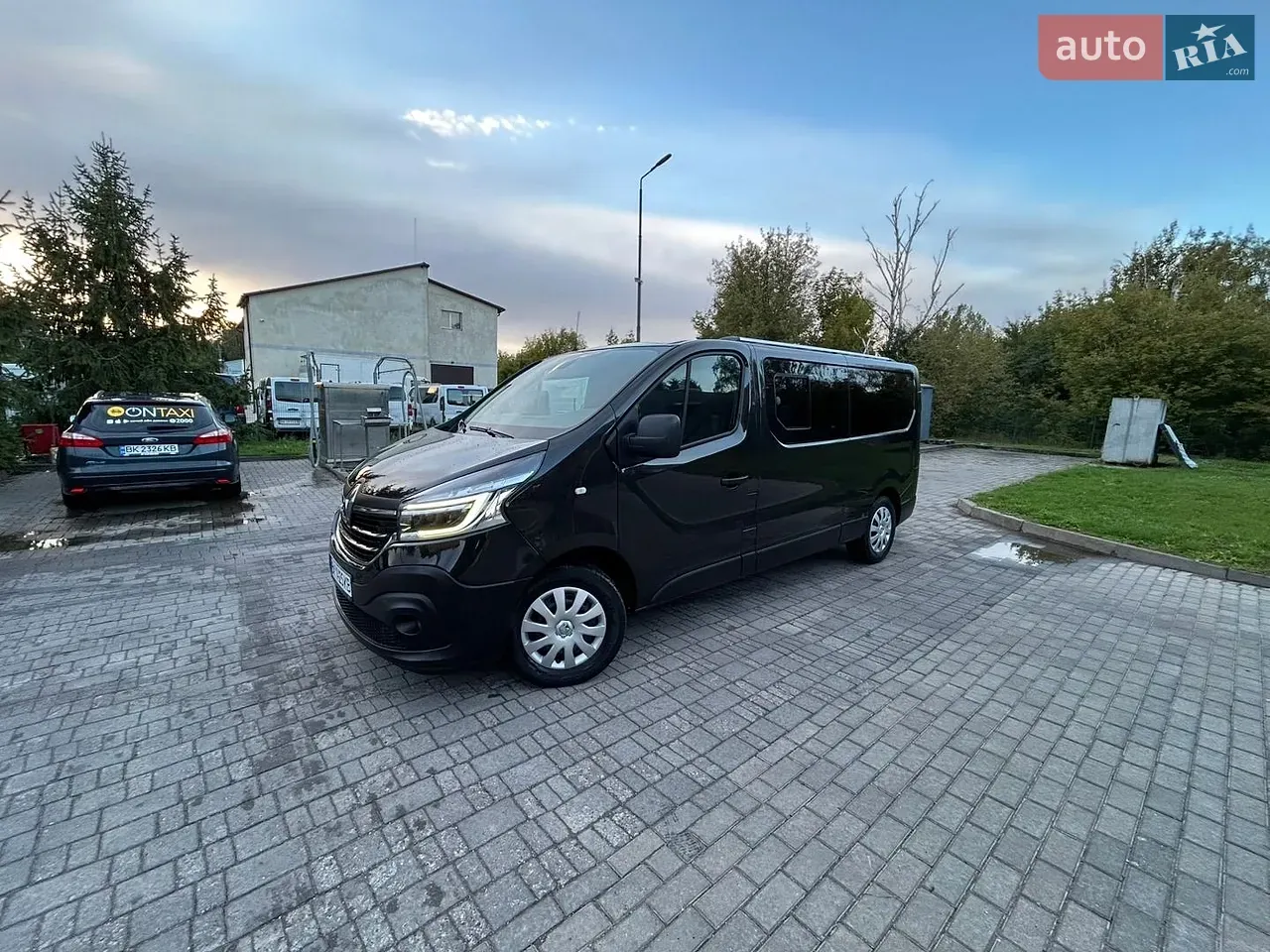 Renault Trafic 2020 photo 2