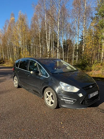 Ford S-Max 2011 photo 4
