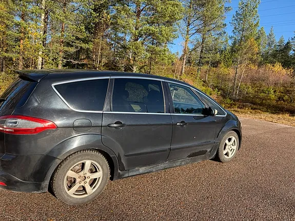 Ford S-Max 2011 photo 5