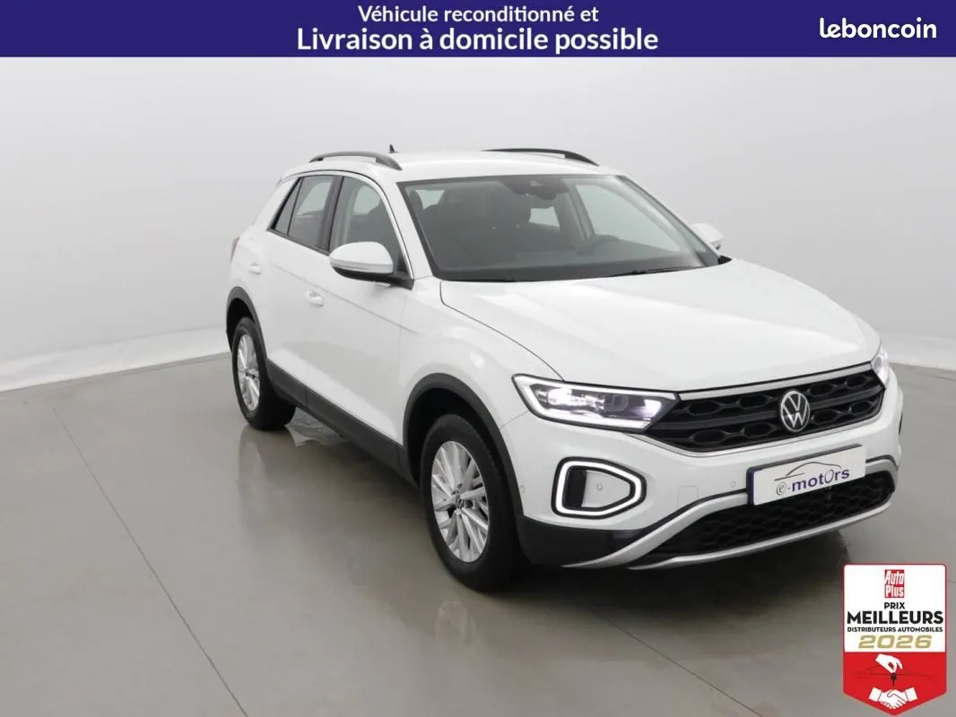 Volkswagen T-Roc 2023 photo 3