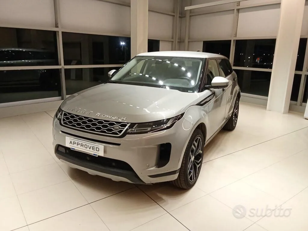 Land Rover Range Rover Evoque 2023 photo 2