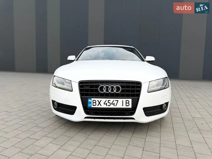 Audi A5 2010 photo 5