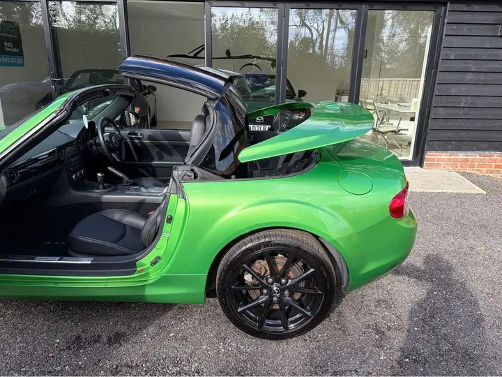 Mazda Mx-5 2011 photo 2