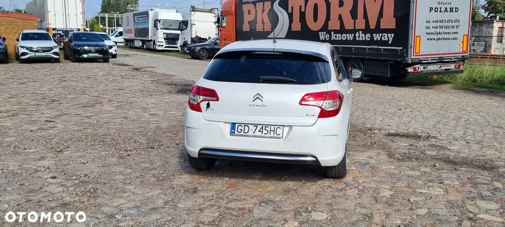 Citroen C4 2013 photo 5