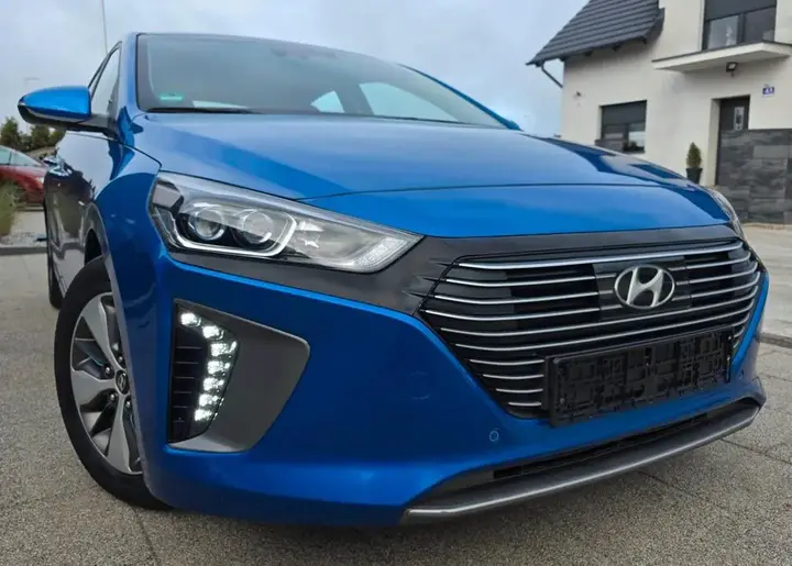 Hyundai Ioniq