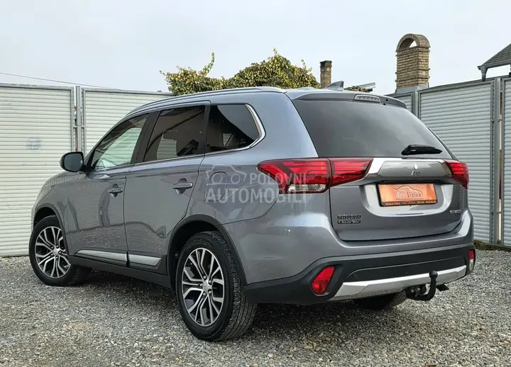 Mitsubishi Outlander 2018 photo 5