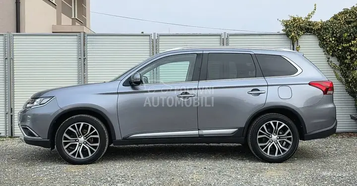Mitsubishi Outlander 2018 photo 4