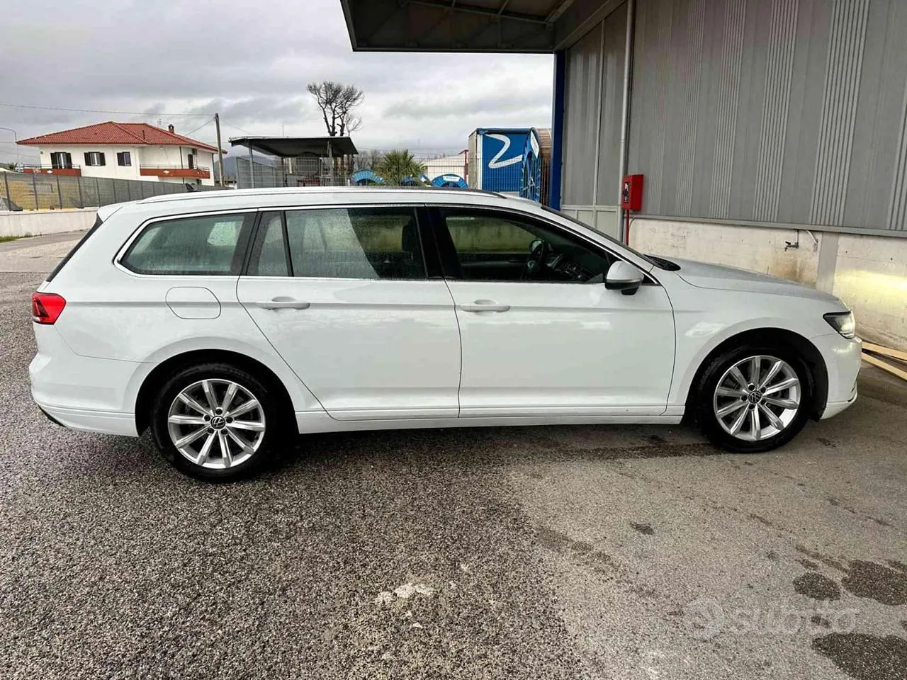 Volkswagen Passat 2023 photo 4
