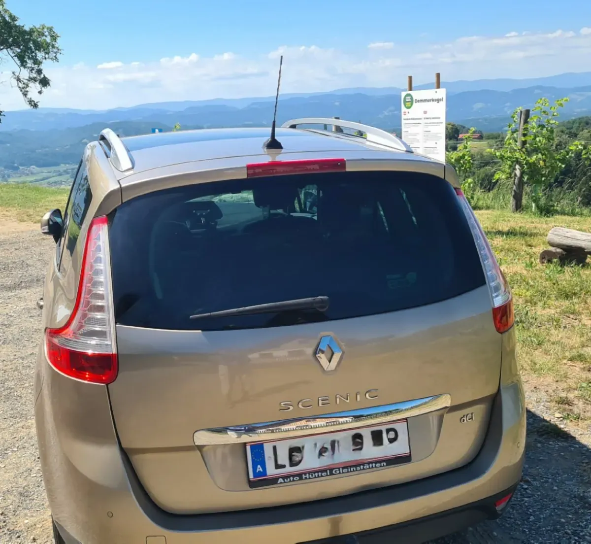 Renault Grand Scénic 2014 photo 3