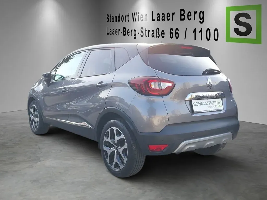 Renault Captur 2018 photo 2