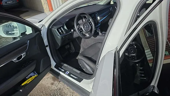 Volvo V90 Cross Country 2019 photo 4