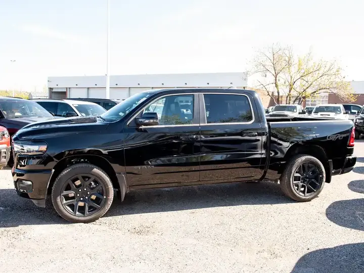 Ram 1500 2026 photo 2