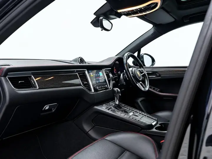Porsche Macan 2017 photo 2