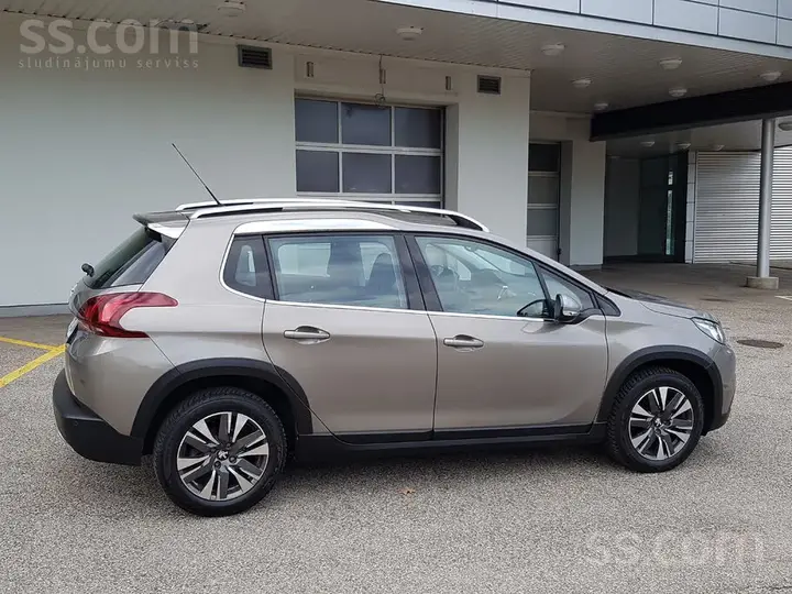 Peugeot 2008 2018 photo 2