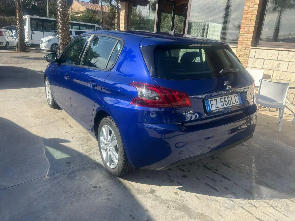 Peugeot 308 2019 photo 5