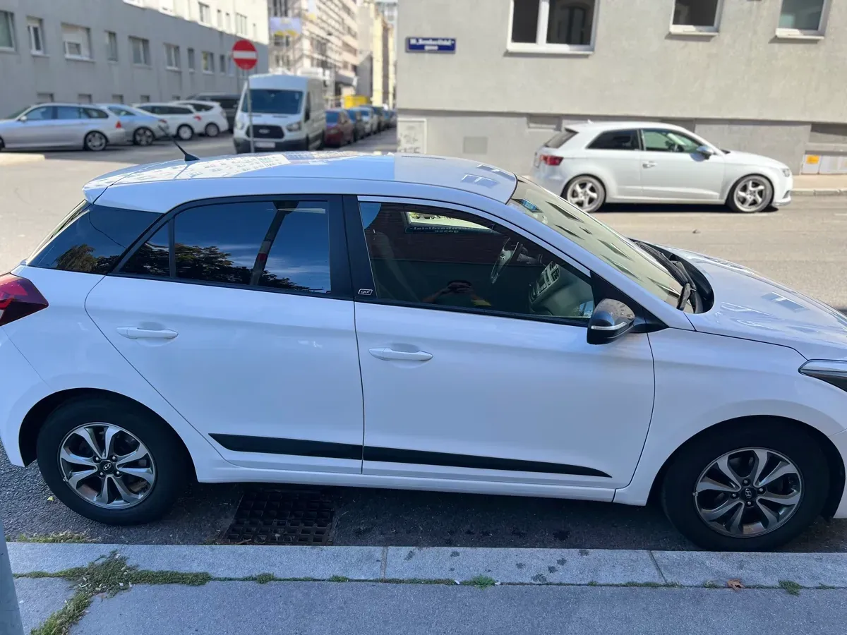 Hyundai I20